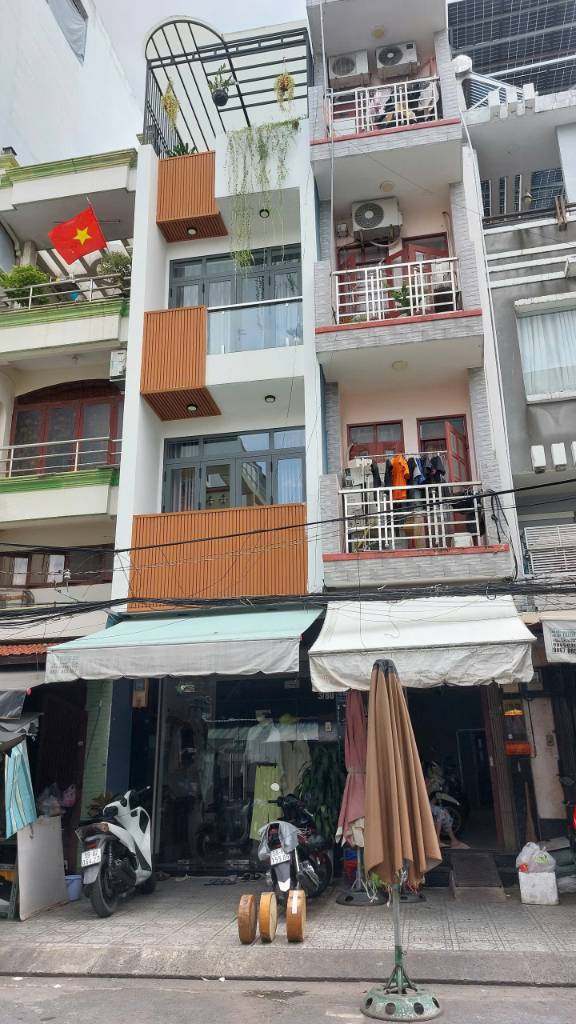 Bán nhà hẻm Thành Thái P.12 Q.10, 3 tầng đang Có HĐT 19tr Tháng